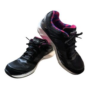 Skechers Women's Black and Pink Athletic Shoes Size 11 Great condition